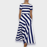 Robe longue à rayures cousue à la main