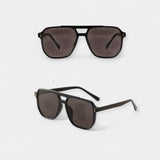 Lunettes carrées avec clous