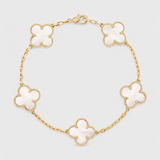 Bracelet avec Motif de Trèfle et Élégance en Plaqué Or