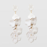 Boucles d'Oreilles en Goutte de Pétales d'Orchidée
