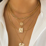 Collier Pendentif Géométrique en Chaîne Métallique