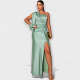 Julie - Robe élégante avec raffinement
