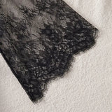 Lena - Body en dentelle avec décolleté plongeant