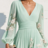 Lucija - Robe Midi en Chiffon Vert Clair avec Plissé Floral