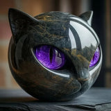 Statue en Pierre du Chat Noir – Symbole de Chance et de Style