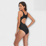 Maillots de bain une pièce sport avec décolleté dans le dos