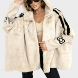 Karolína – Manteau Confortable avec Capuche